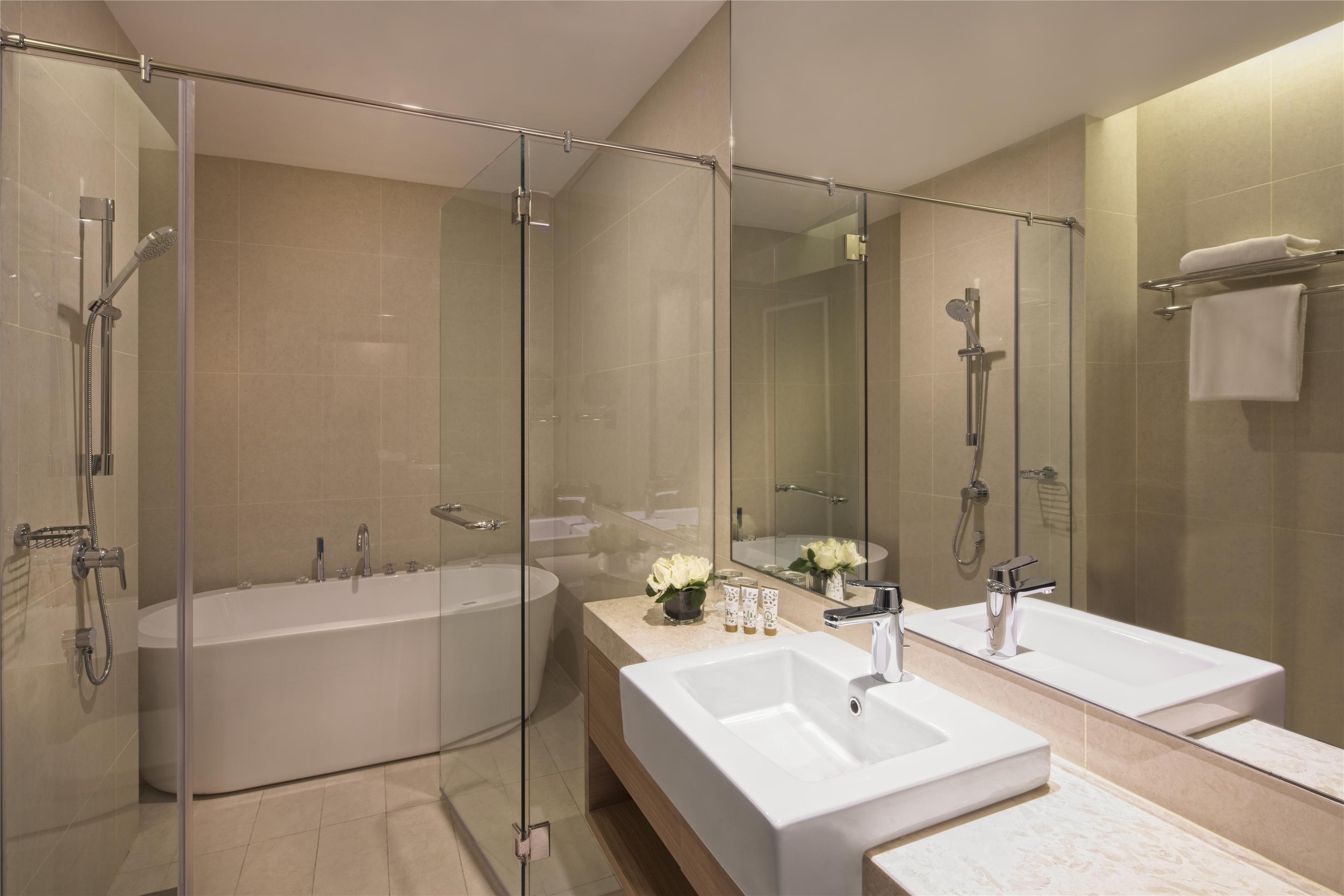 Dorsett Hartamas Kuala Lumpur Hotel Exterior photo Bathroom
